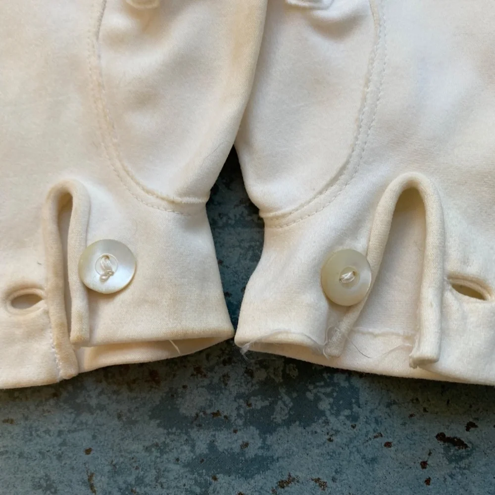 Vintage Women's White Gloves - Three Pairs